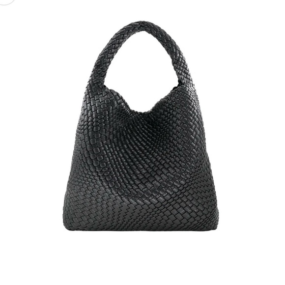 Handbags - Powder Blue Woven Tote Black Vegan Very Durable With Makeup 💄